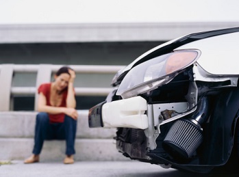 Letrado de accidentes de coche en Corona CA