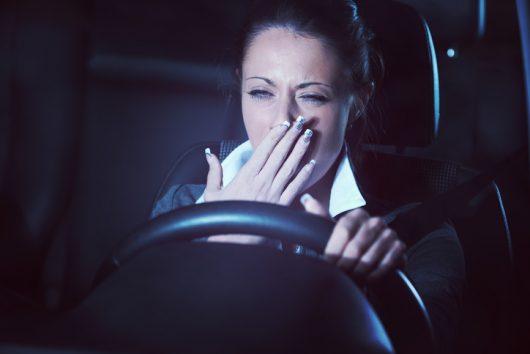 Conducir con sueño: ¿Qué tan peligroso es en realidad?