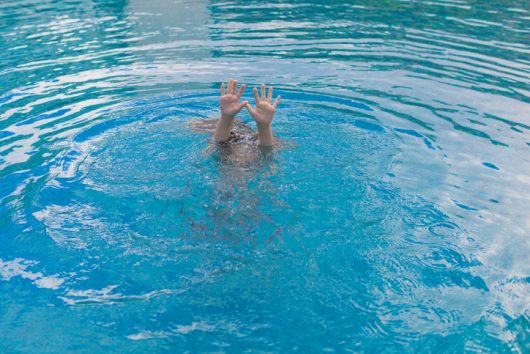 Un niño de 4 años muere en una piscina: ¿Qué podría haberlo evitado?