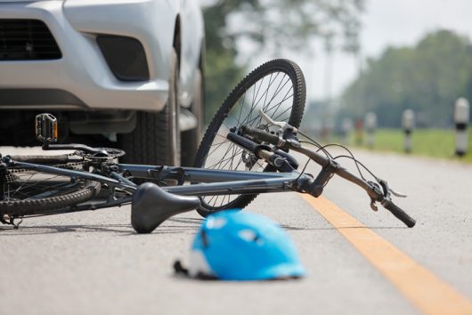 Un accidente de bicicleta mortal con fuga deja el estado en choque