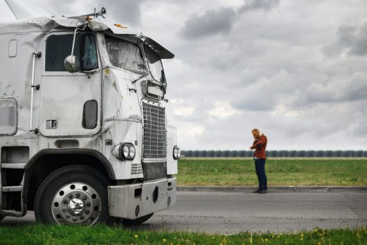 ¿Es posible que un agente de flete sea responsable de los accidentes de camiones de California?