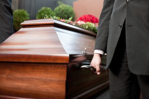 Hay dos razones esenciales por las cuales necesita un abogado con experiencia para que gestione su caso de muerte por negligencia