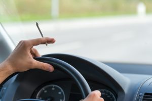 ¿Fumar marihuana afecta la capacidad de una persona para conducir de manera segura?