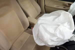 Cuatro razones por las cuales una bolsa de aire puede no desplegarse en un accidente de coche 