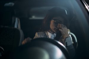 ¿Está usted en riesgo de tener un accidente por conducir on sueño? Conozca los datos 