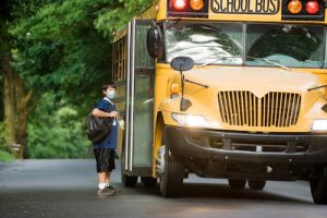 ¿Tiene miedo de mandar a sus hijos en un autobús escolar? Aprenda por qué sus temores podrían ser infundados 