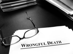 Conozca los daños por los que podría solicitar una compensación en un caso de muerte por negligencia en California