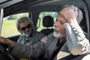 Las personas mayores pueden sufrir lesiones más graves en los accidentes de coche, ¿significa eso que pueden recuperar daños adicionales?