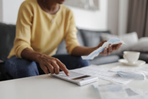 Datos prácticos: ¿Qué son los préstamos previos a las indemnizaciones? ¿Son una buena opción para usted?