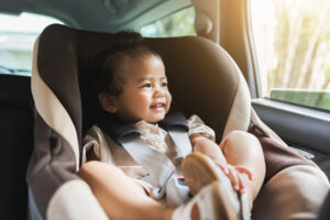 Su seguro podría cubrir el costo de una nueva silla infantil para automóvil si usted tuvo un accidente automovilístico